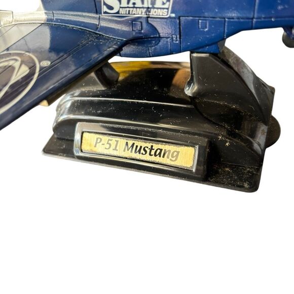 Rare Penn State P-51 Mustang 1:48 Scale 197/552  Fleer Collectibles 2003 Plane - Picture 7 of 9